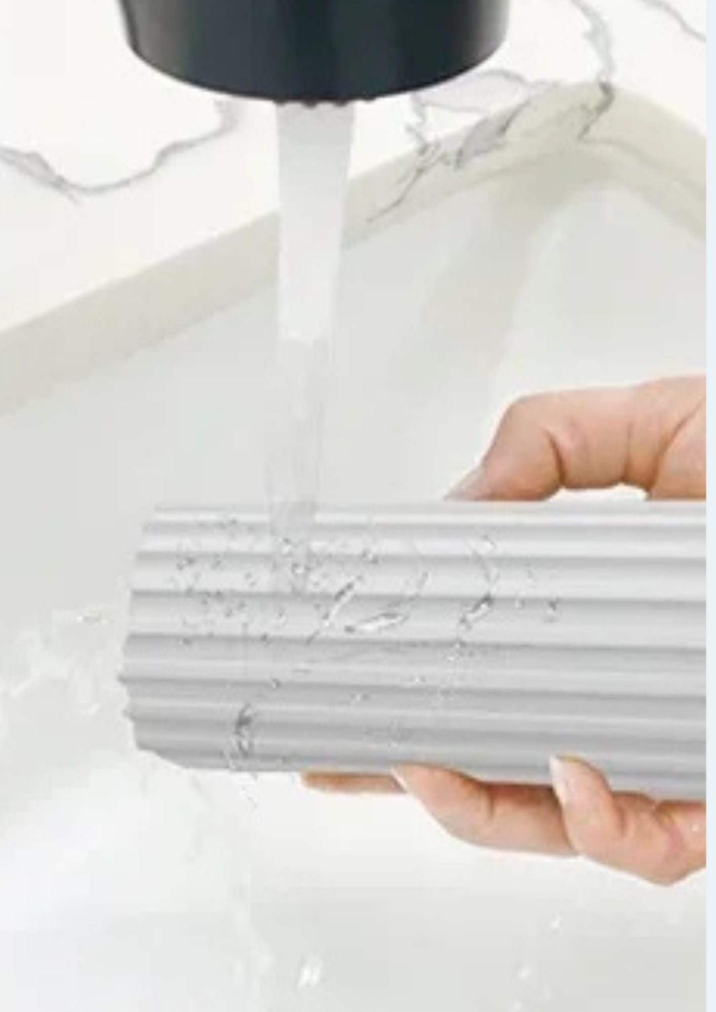 Flyer service de nettoyage promotion bleu (4).jpg__PID:ef49a1db-ce8a-4741-81fa-bd1b42e988e2